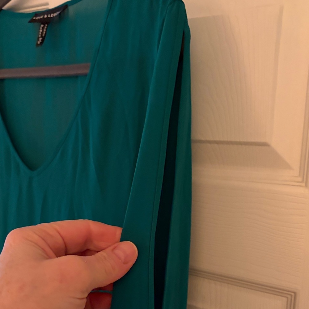 Love & Legend Teal V-Neck Blouse - Picture 3 of 4